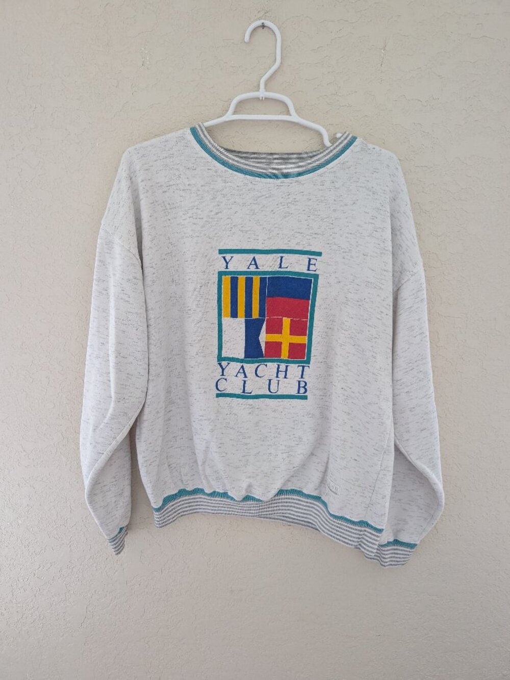 Vintage Gear For Sports Yale Yacht Club Crew Neck Sweater Sweatshirt Size M 90's